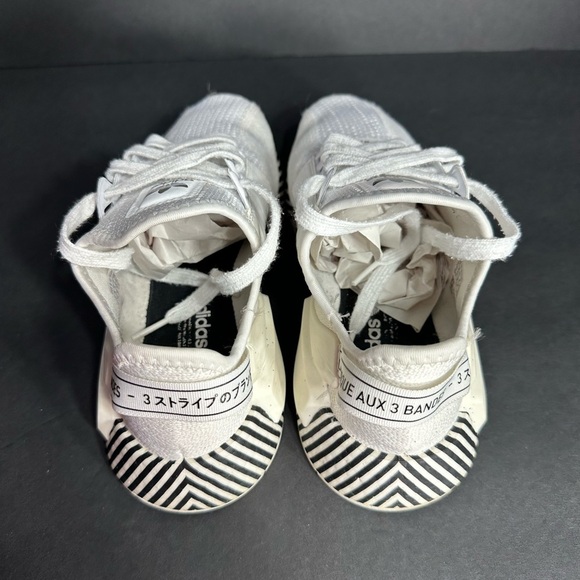 Adidas size 6 White NMD sneakers  pre owned Exellent condition. - Picture 2 of 5